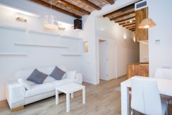 WhatsApp-Image-2020-02-19-at-12 WhatsApp-Image-2020-02-19-at-12 Dos habitaciones dobles en Rabassa, Gracia WhatsApp Image 2020 02 19 at 12