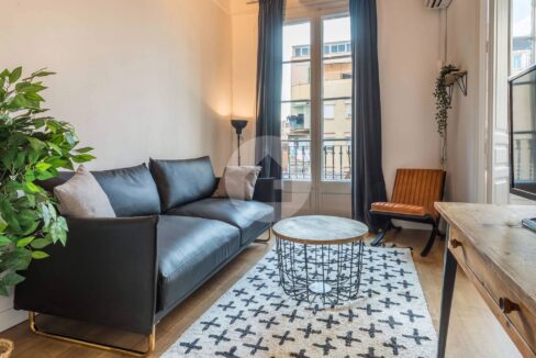 6cf3b8fc-cb2a-4d9a-8074-2b9d9c646880-3