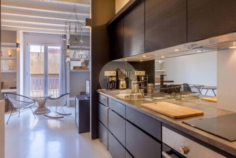9ac48f01-b8cf-425f-8feb-3d1f830fd728-5