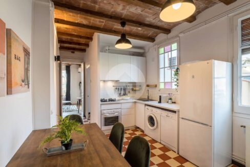 e83f2e07-fc72-4a64-96c1-dcb5dcdb2c0f-3