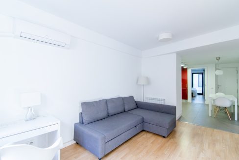 Rental close to Plaça Catalunya