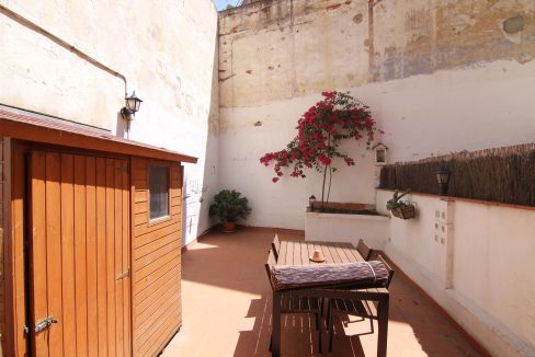 Terrace 3 bedrooms in Raval