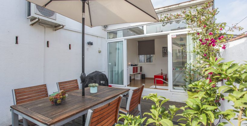 Private Terrace in Borne