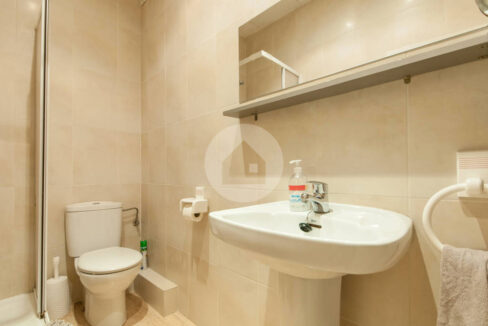 09baa768-8d7f-498d-be55-e35be6072325-2