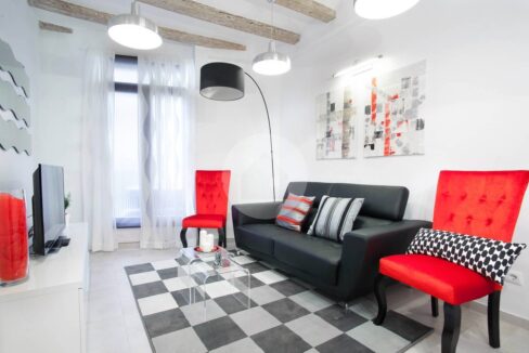 025a8ae8-8ca3-494f-8019-b208a67548b7-2