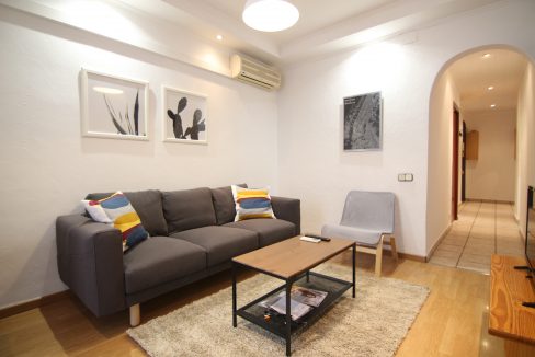 3 beds apartment metro Joanic