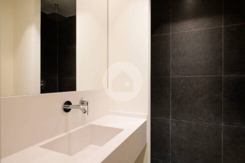 b268b425-a1bc-4d90-84f3-520e97ad3549-16