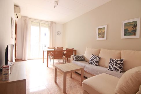 2 double bedrooms calle cera