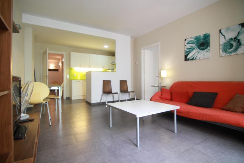 2 doble bedrooms in carrer sant pere mes baix