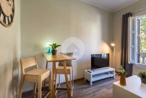 007cf7b1-4f30-4517-8ae6-01be2f09783d-4