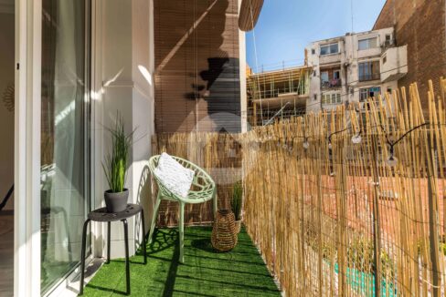 42abe9c7-265b-4b0c-b0bd-9d9a2b99f7bd-4