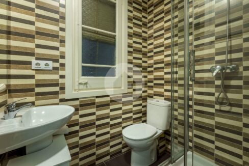 a64d8476-00da-42ef-9bd7-c3cafa29f498-4