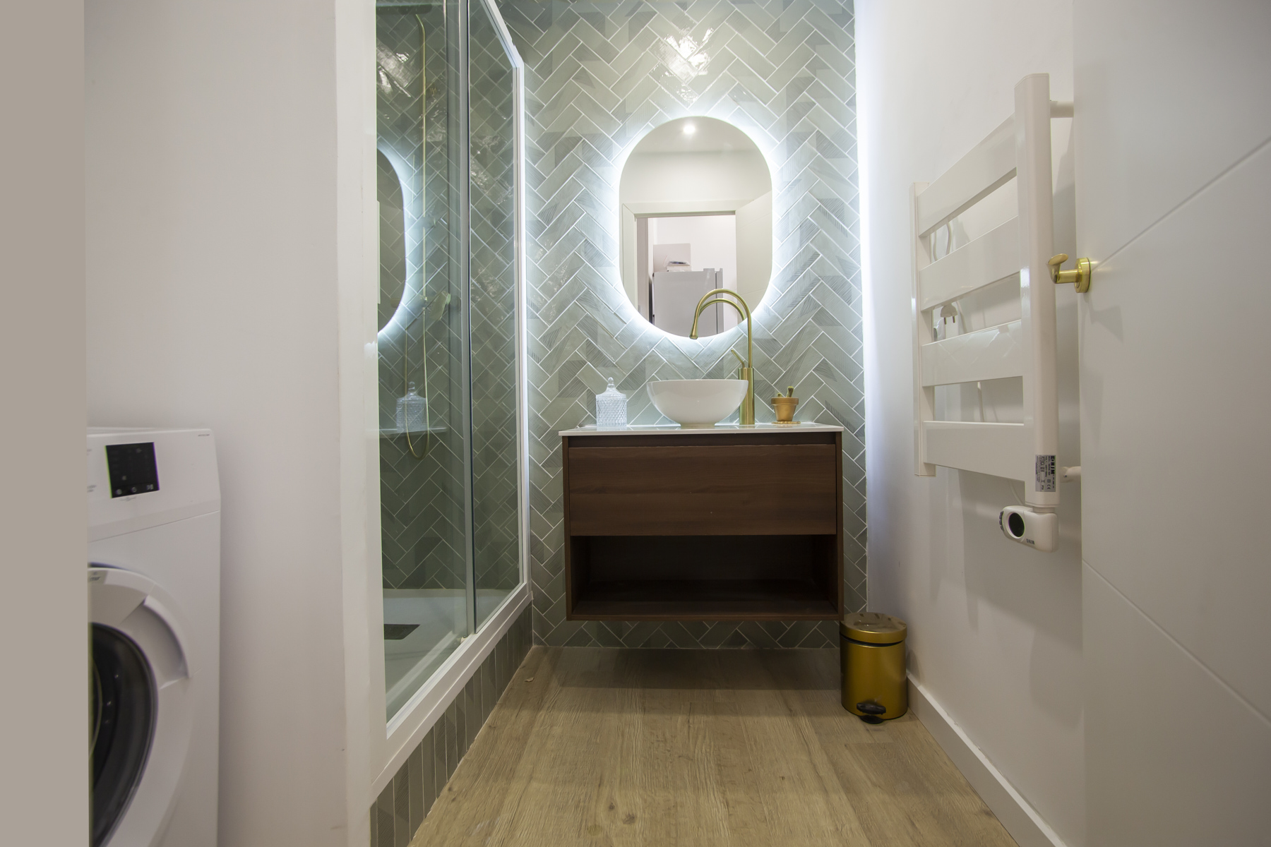 Rent modern 2bedroom apartment in El Raval, Barcelona