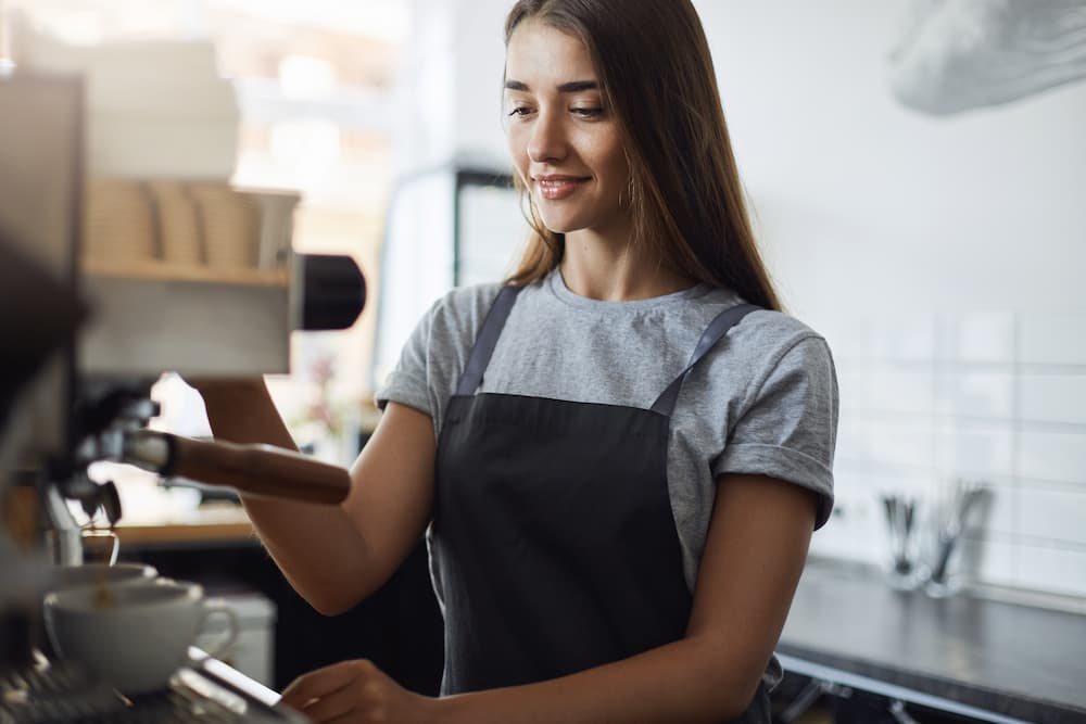 travailler dans un bar à Barcelone