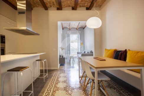 86002707-aaed-4d0b-9bd0-7a522adaa33b-7