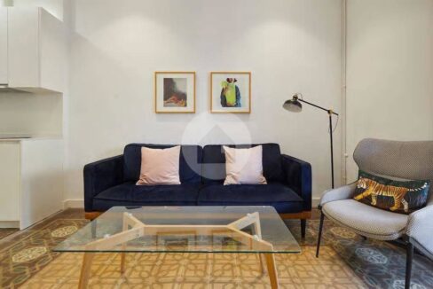 f10c0001-941c-4997-a703-d43c556b656b-1