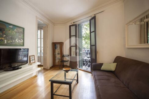 5141bc34-303e-4d7c-b686-aaf495ca8455-4