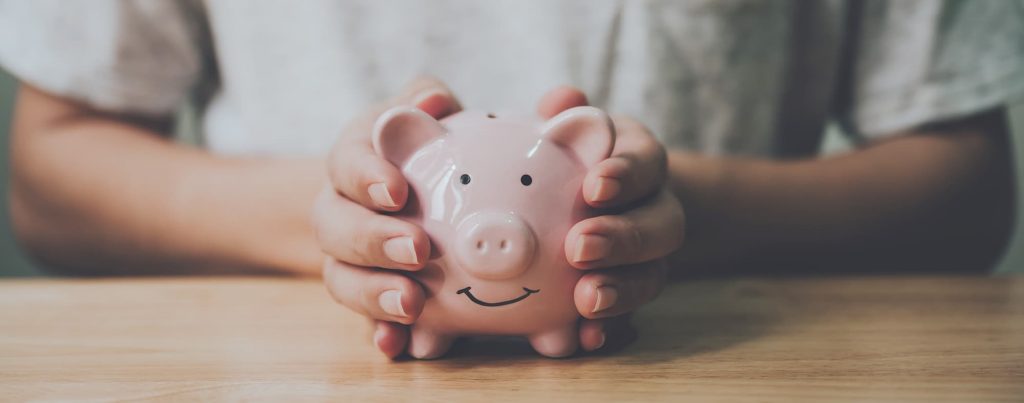 Tirelire contenant les économies