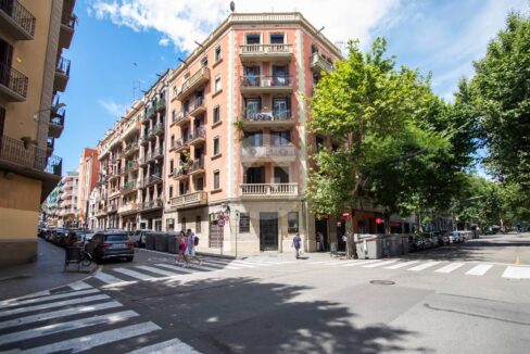 fab9137f-99be-4ae6-9ea0-e255941ce77a-3