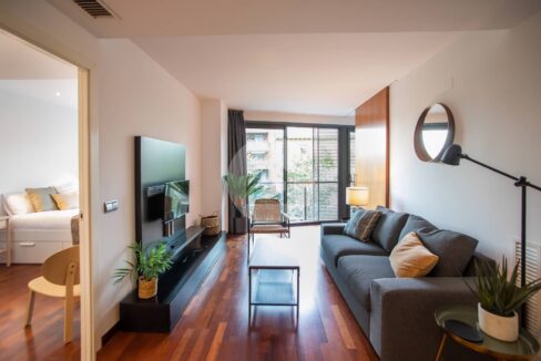 9bdd6552-25c8-431d-b789-67992fec8a50-3