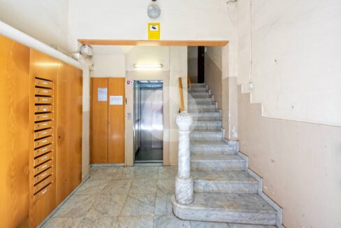 80dce2bb-fc5f-49a1-b533-e24fee946316-1