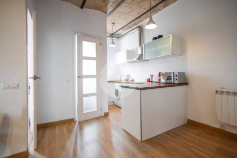 0a0a5a28-ab6e-4d40-b660-71d8724a881d-3