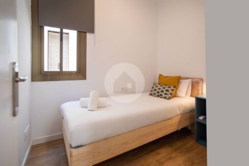 0f6b9f32-7e99-4249-96a6-8c3785bf0d3b-3