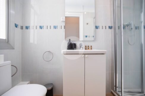 a31893f4-1949-46b5-8d9b-5cbb2b99312d-3