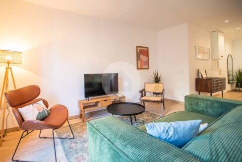 27ddc65d-db0c-4f38-bbf6-d8f81ae560dd-2