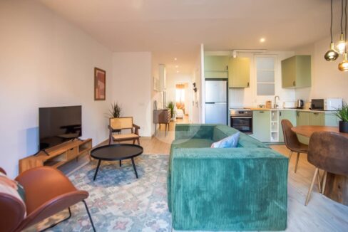 3b45a6a9-b3ce-446d-9a1d-be95b157d151-2