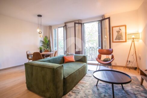 6ab3bd41-da1a-4da3-ad4f-d9db33d148f9-2