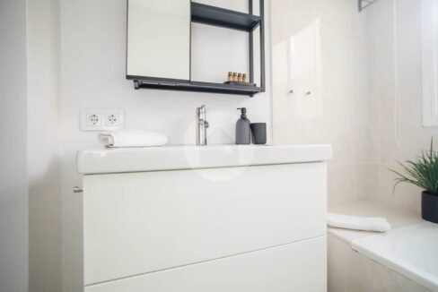 7b626e45-ed65-4e06-93b0-da55b4dba621-2