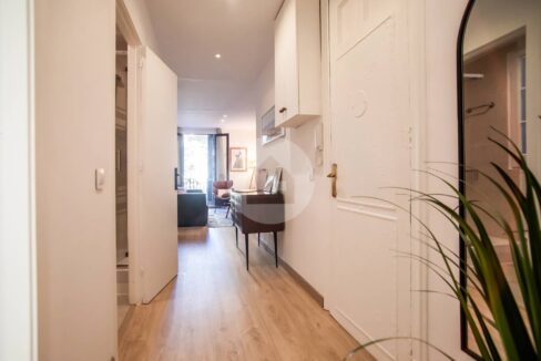 cd1e9b30-6d8c-4958-bf49-4728dfeaed87-2