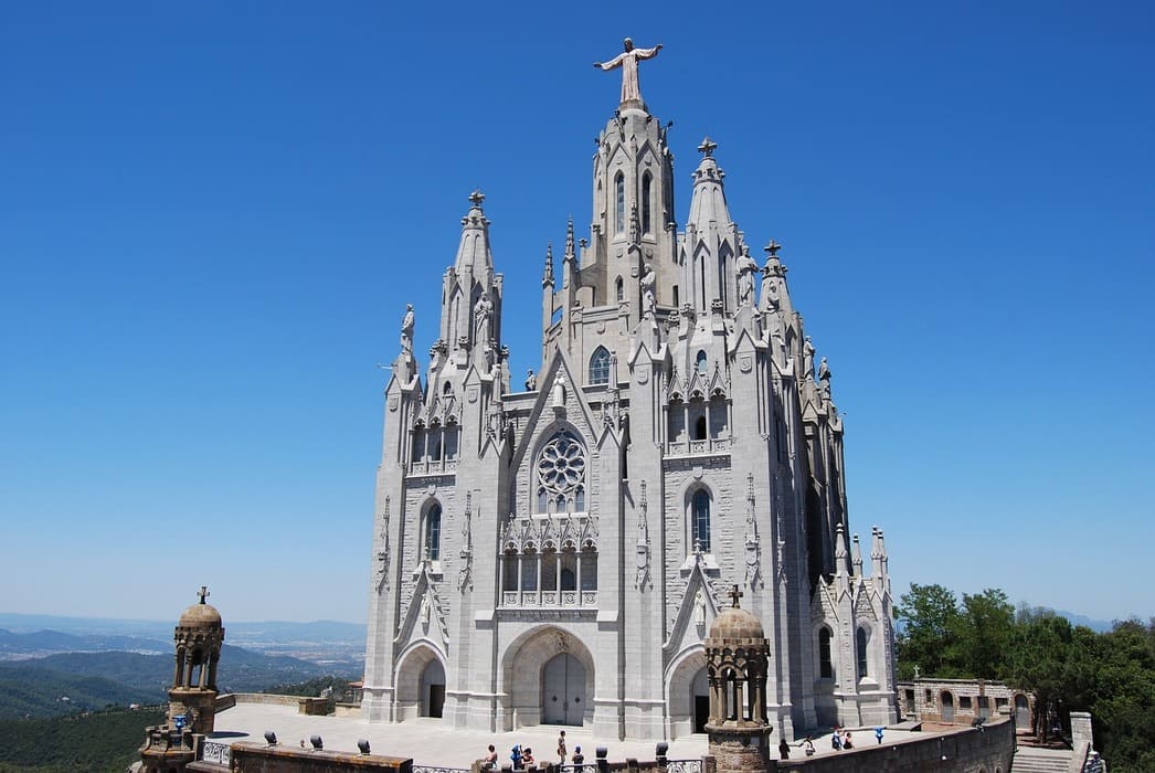 temple-sacree-coeur-tibidabo-barcelone