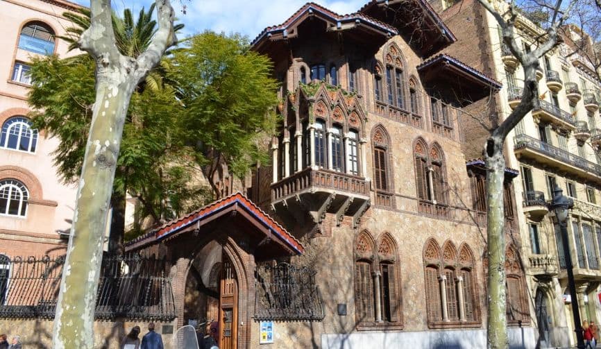 visitar la casa golferichs en barcelona