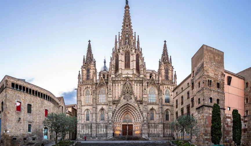 visitar la catedral de santa eulalia barcelona