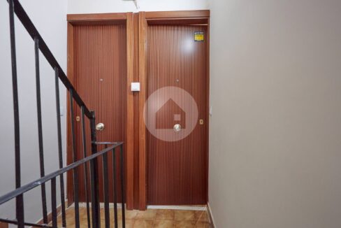 ecae6b84-abaa-474c-bd7b-4407fec64290-4