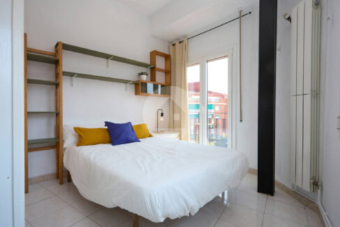 25bb7824-1370-43da-b8b3-8221d2e5bed2-1