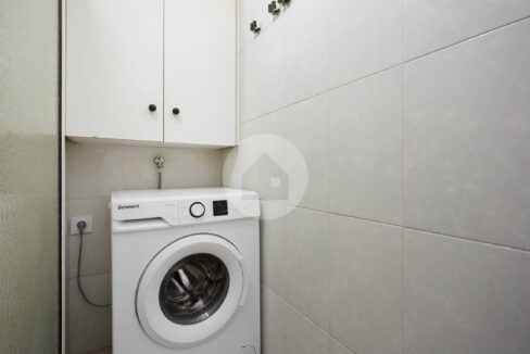 84e6a1c5-2b8f-4f26-aea1-079cef4d7133-1