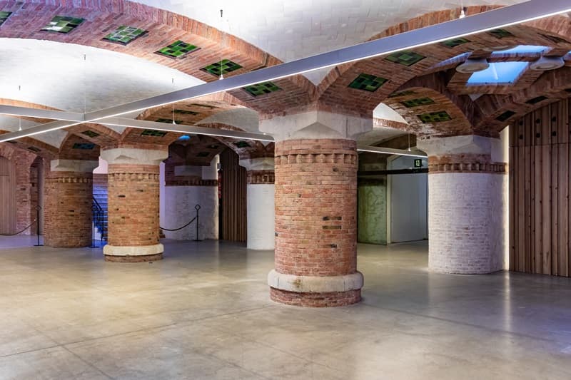 Intérieur hôpital Santa Cruz et San Pablo Barcelone