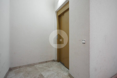 70e60d37-9afb-4960-980c-bb3bf5b678f4-1