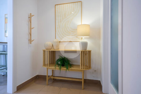 ef07b6eb-ddc3-44fc-b082-8e600945c803-9