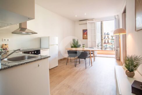 0597272a-8979-4673-bf66-7b9eefab7053-4