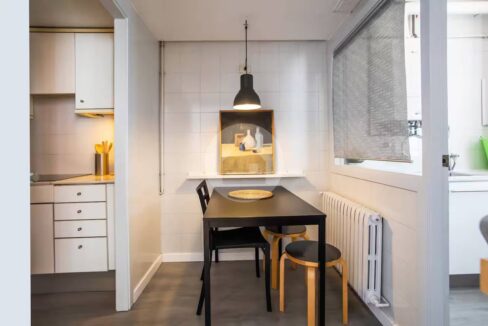 1086ce30-8665-4881-a6e9-f451b7f418f6-2