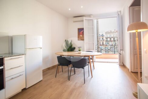 3cb00d4b-0c03-4f22-988d-6049cd2d930d-4