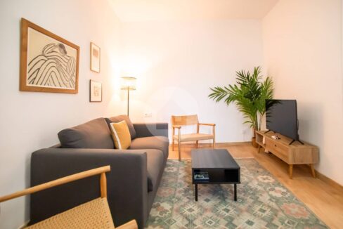 58e0f75c-1b73-4fba-ac13-dfff3ad669e3-9