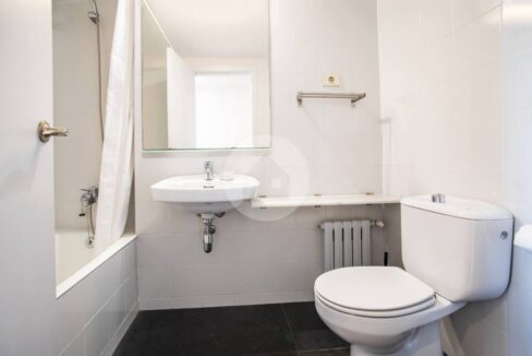 6424f8a5-80d1-4874-8ae4-fa03e23bee8e-2