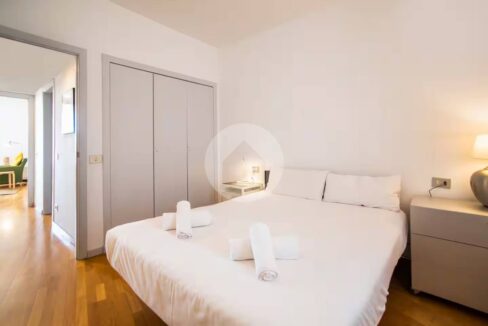 7cabf7e9-c6df-48ab-9180-d49a74c0c4df-2