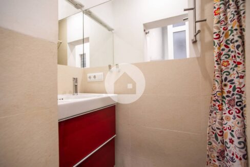 d147307d-6d21-4da0-aecb-ba0cd129d0ae-1