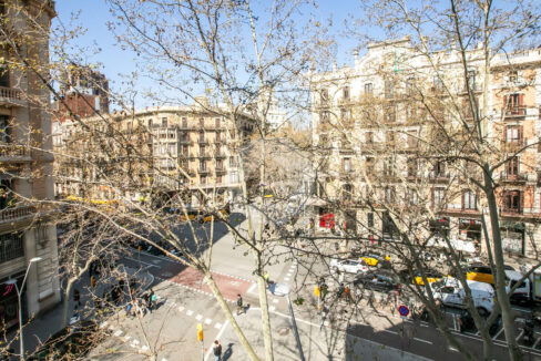 212e3879-eaa1-489e-95d9-fce1aed23512-5